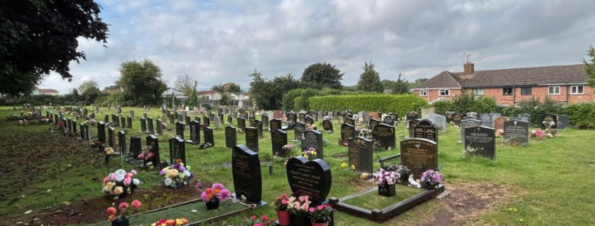 Photo of graves in Ross-on-Wye Cemetery